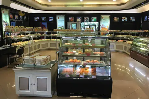 Creatures of Habit Cakery photo 2
